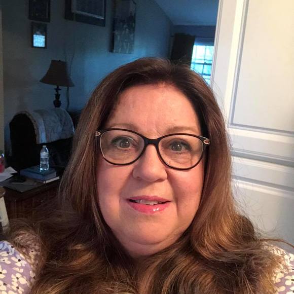 Meet your Posher, Denise - Picture 1 of 1